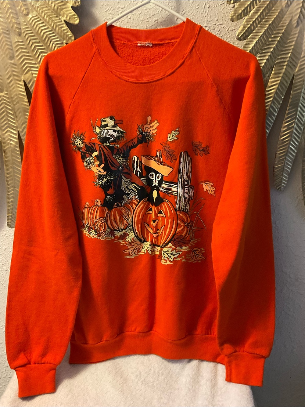 Vintage Halloween Sweatshirt Black Cat scarecrow Jack O lantern